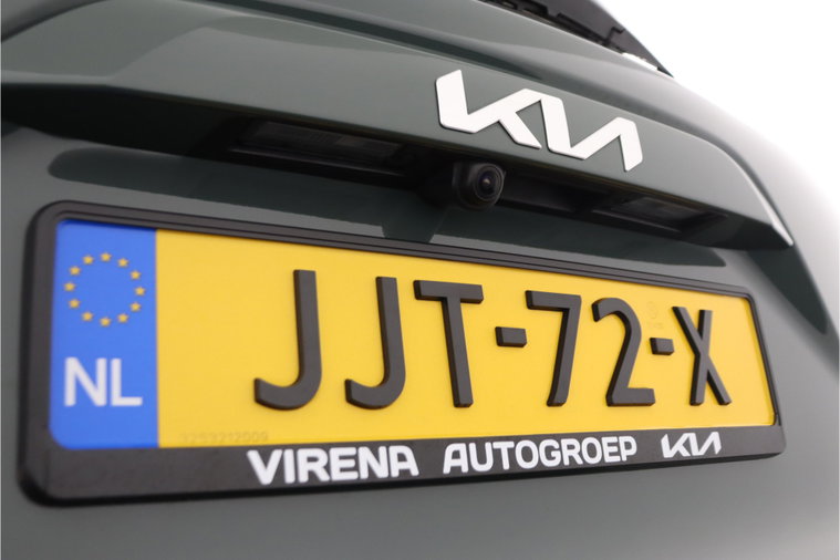 Vehicle Image 43