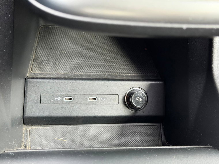 Vehicle Image 38