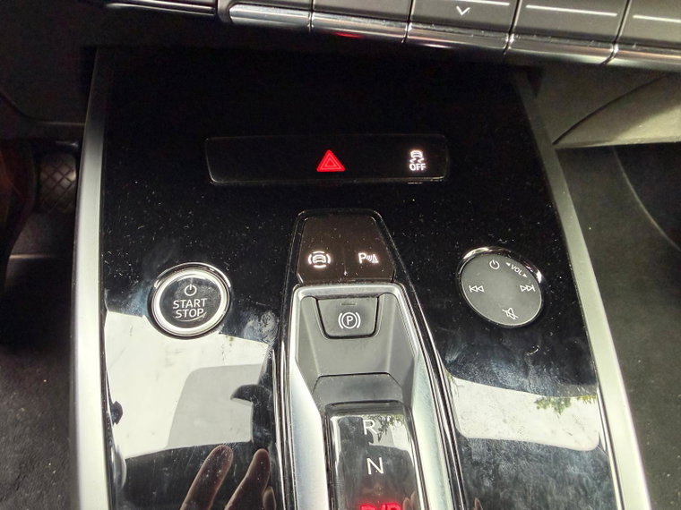 Vehicle Image 39