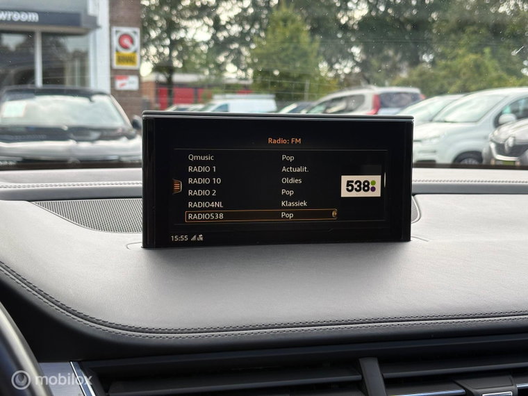 Vehicle Image 36