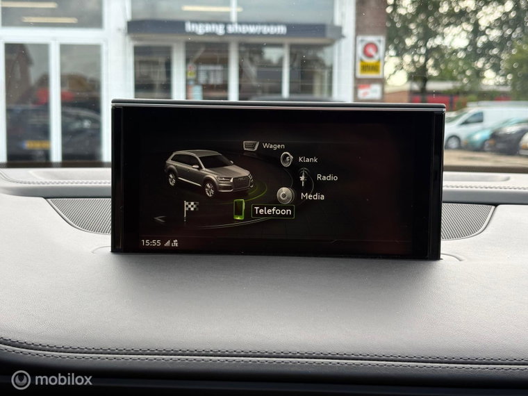 Vehicle Image 40