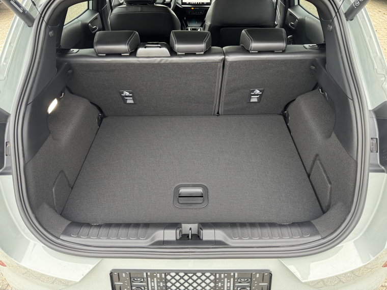 Vehicle Image 19