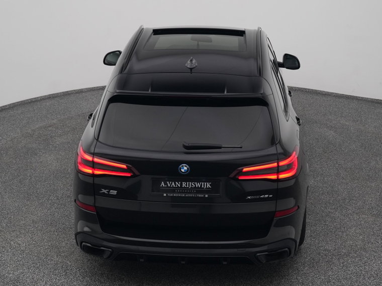 Vehicle Image 28