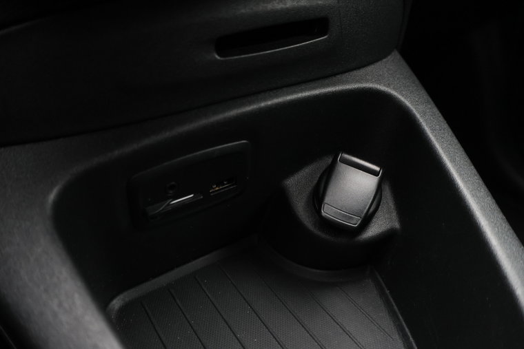 Vehicle Image 38