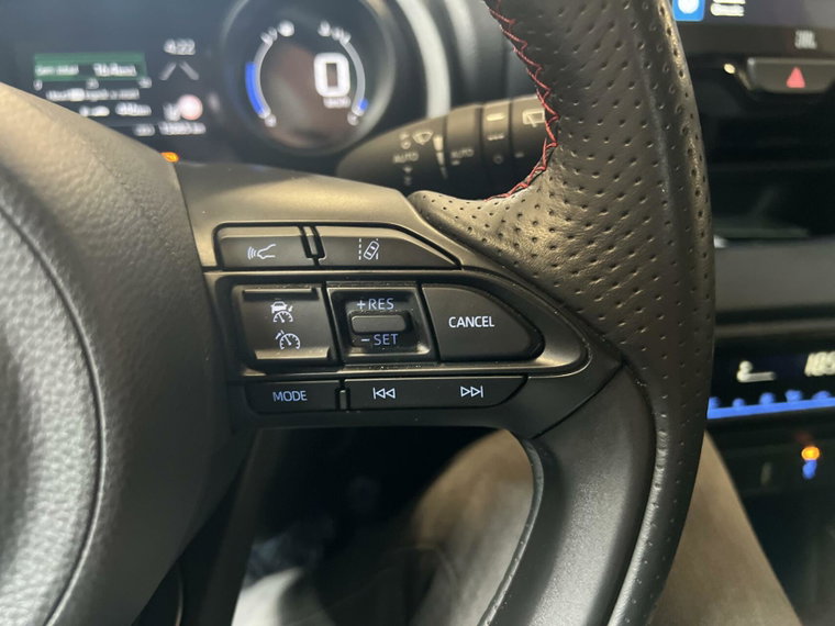 Vehicle Image 22