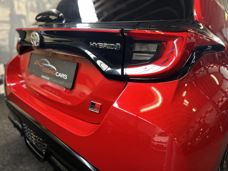 Vehicle Image 8