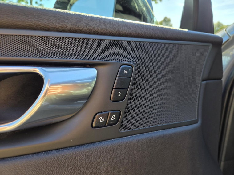 Vehicle Image 39