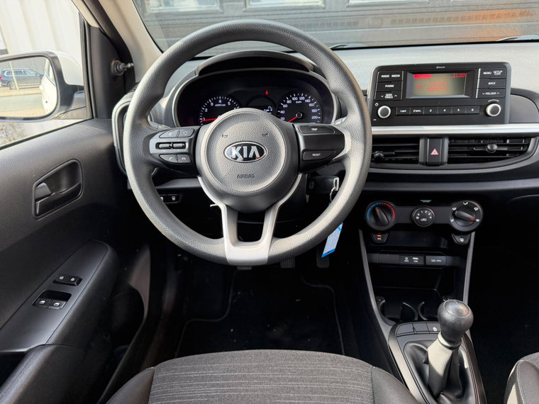 Vehicle Image 25