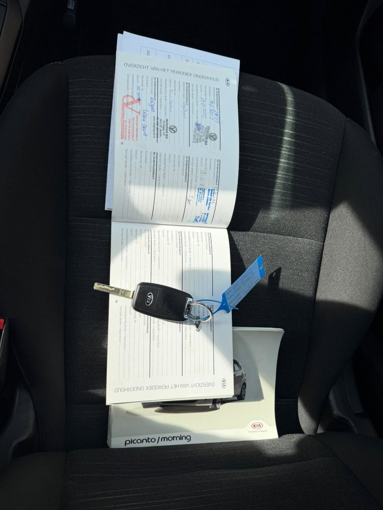 Vehicle Image 36