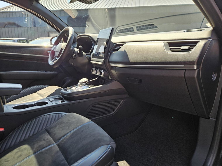 Vehicle Image 33