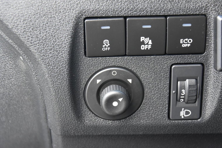 Vehicle Image 17