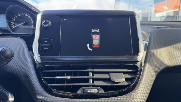 Vehicle Image 20