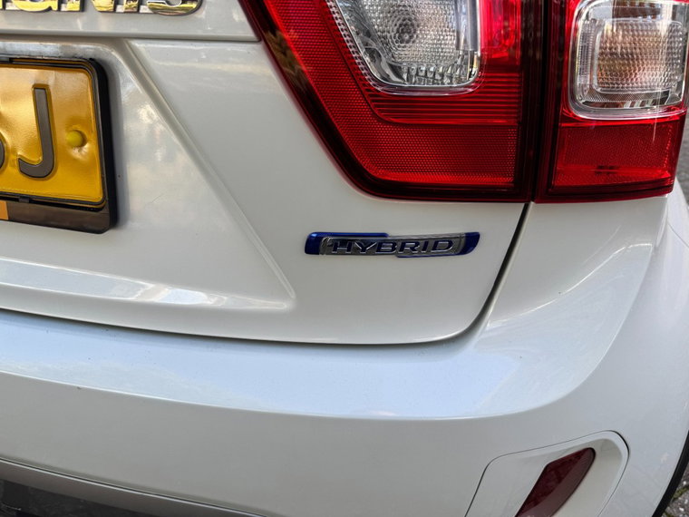 Vehicle Image 16