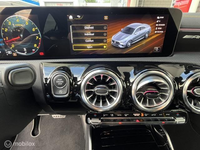 Vehicle Image 42