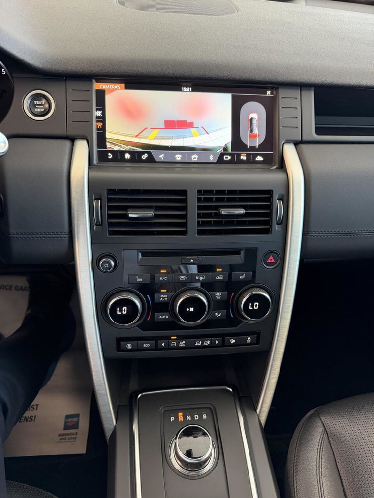 Vehicle Image 30