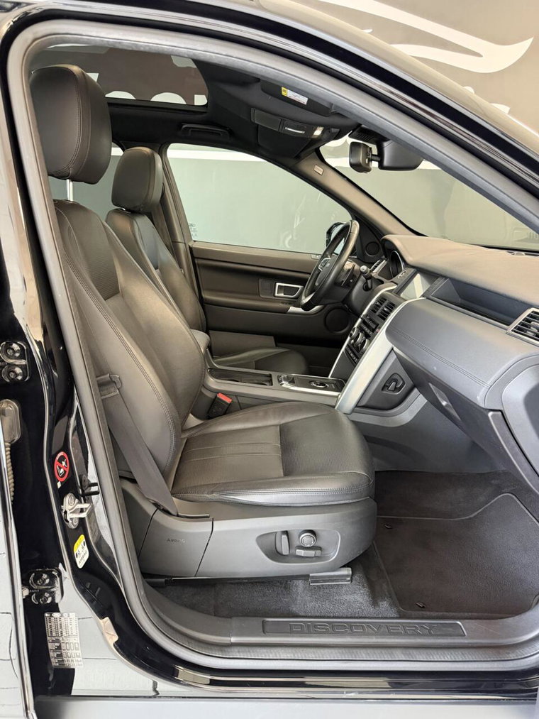 Vehicle Image 35