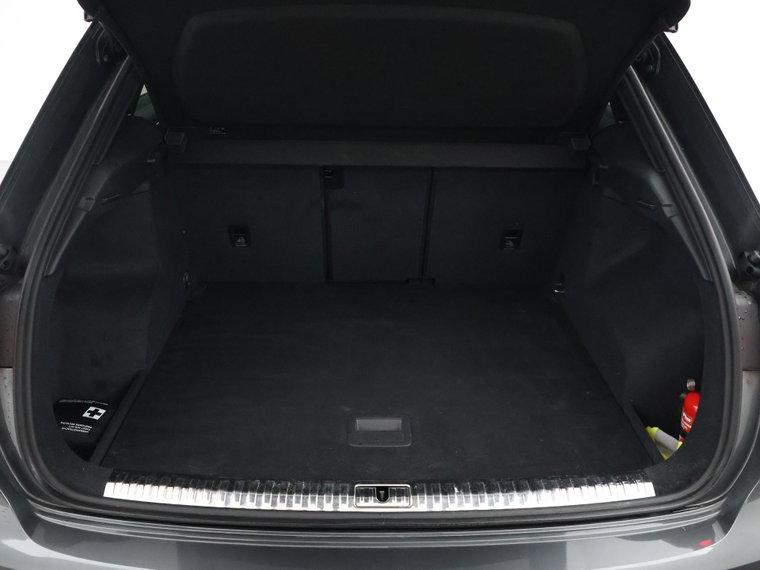 Vehicle Image 39
