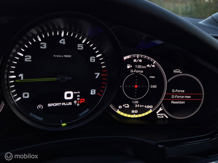 Vehicle Image 52