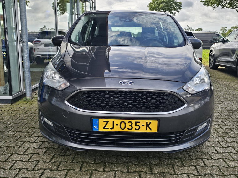 Vehicle Image 7