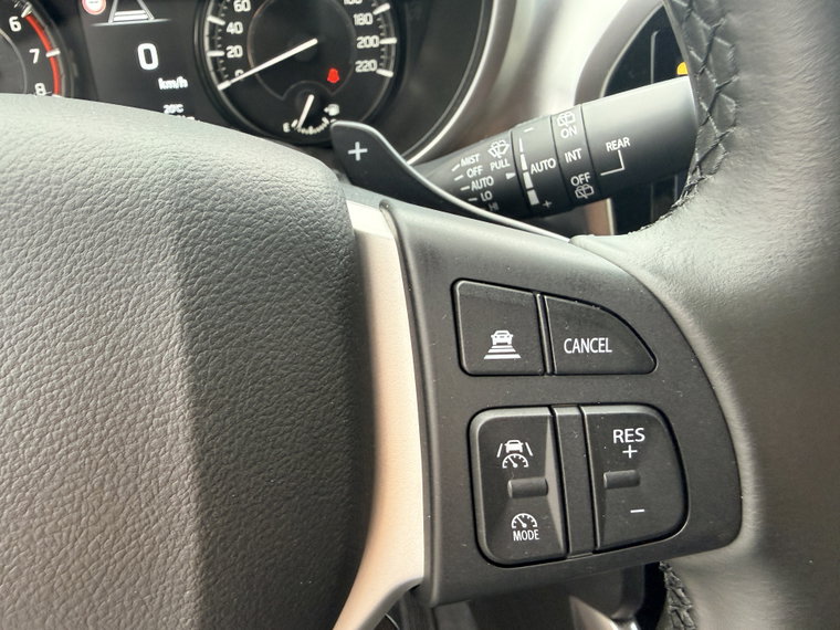 Vehicle Image 21