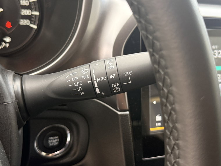 Vehicle Image 24