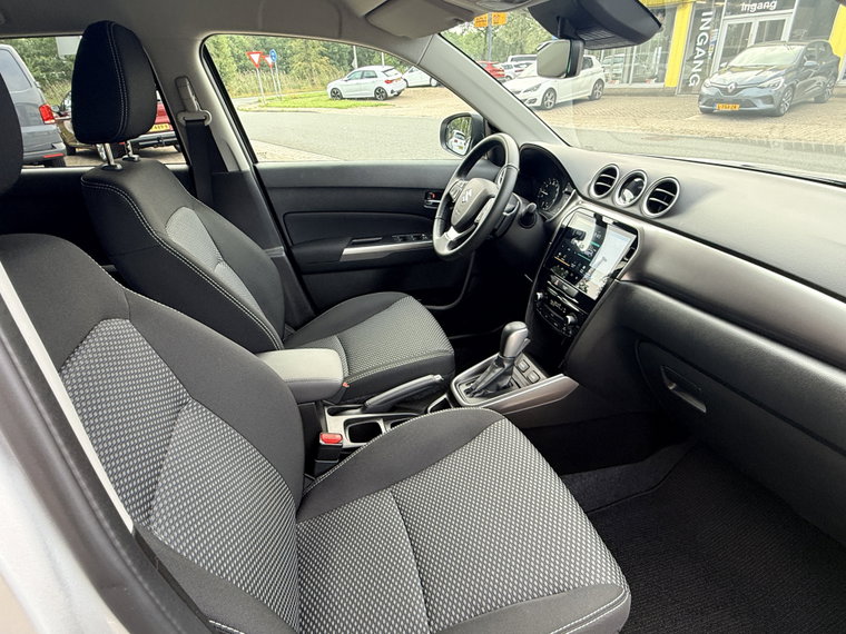 Vehicle Image 36