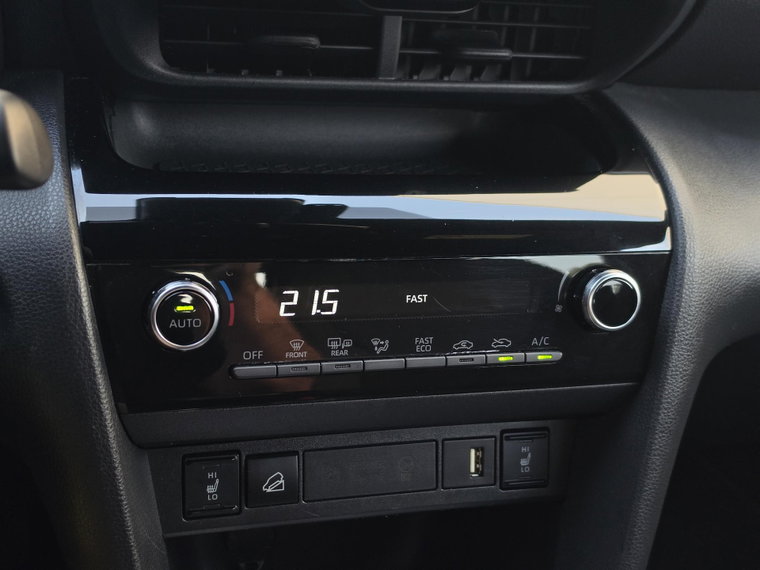 Vehicle Image 23