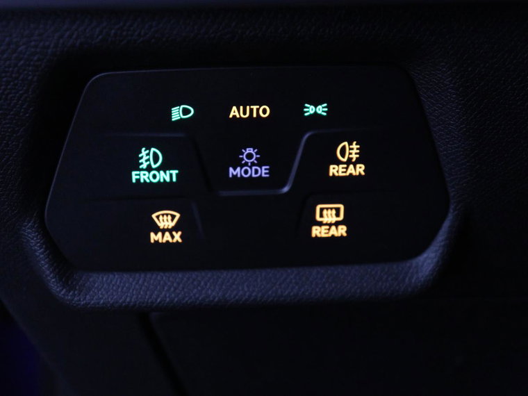 Vehicle Image 33