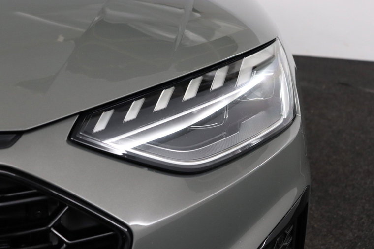 Vehicle Image 30