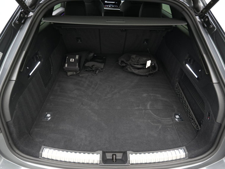 Vehicle Image 37