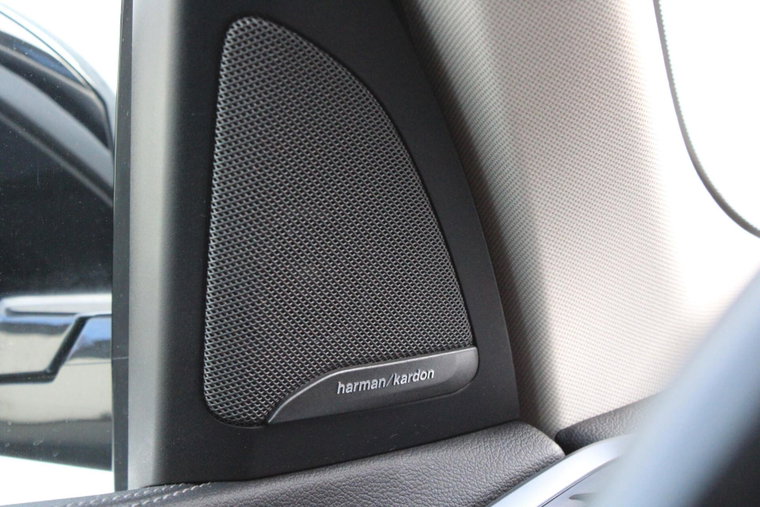 Vehicle Image 24