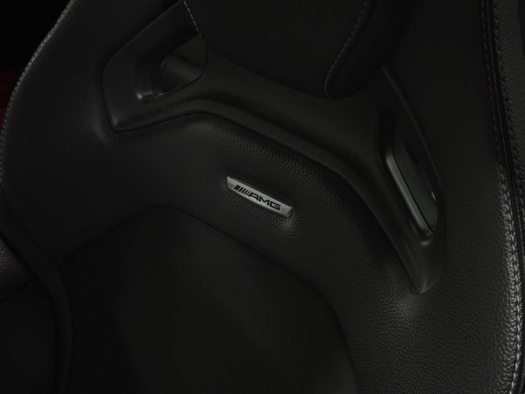 Vehicle Image 34