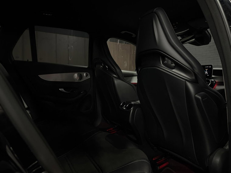 Vehicle Image 36