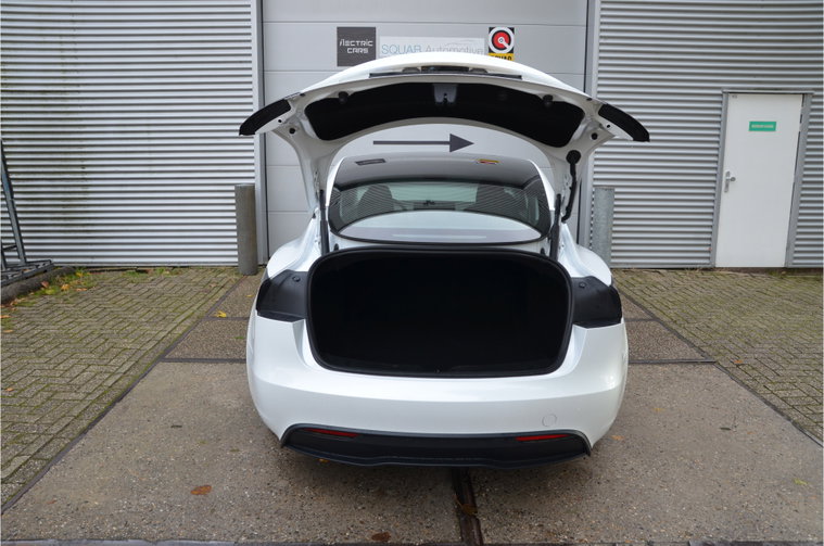 Vehicle Image 35