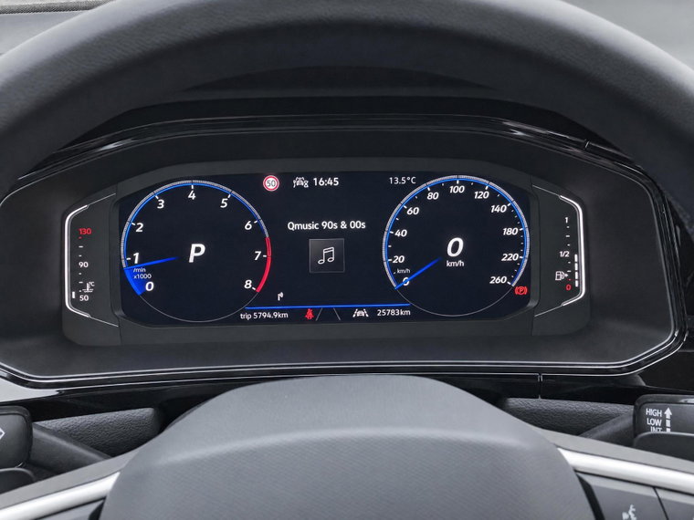 Vehicle Image 25