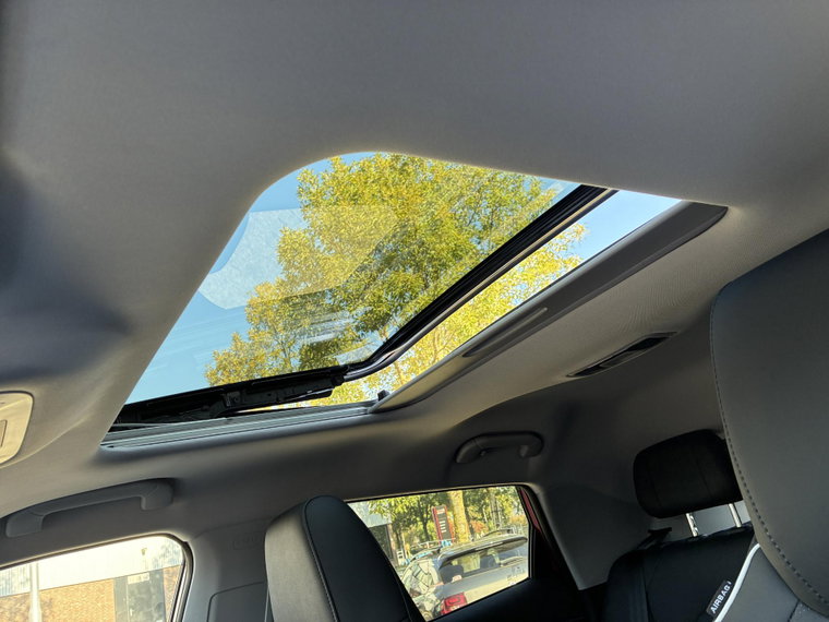 Vehicle Image 39
