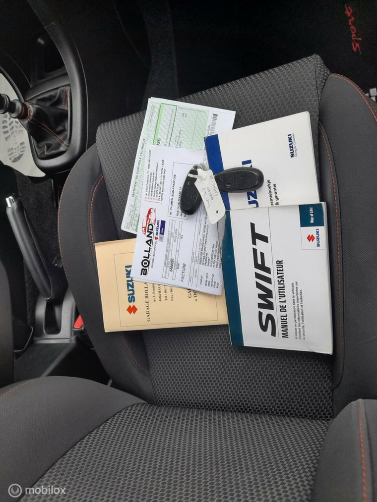 Vehicle Image 10