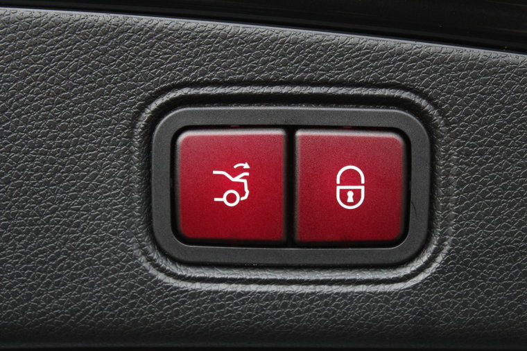 Vehicle Image 32