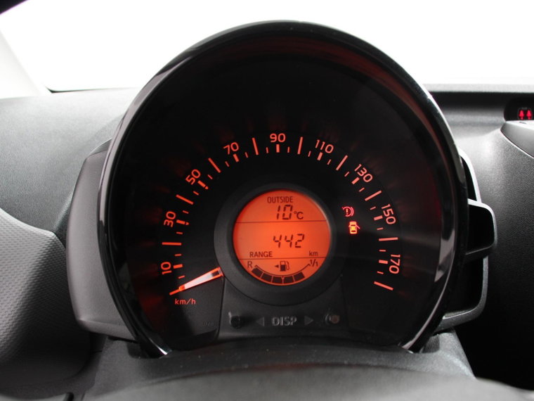 Vehicle Image 24