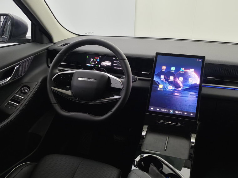 Vehicle Image 14