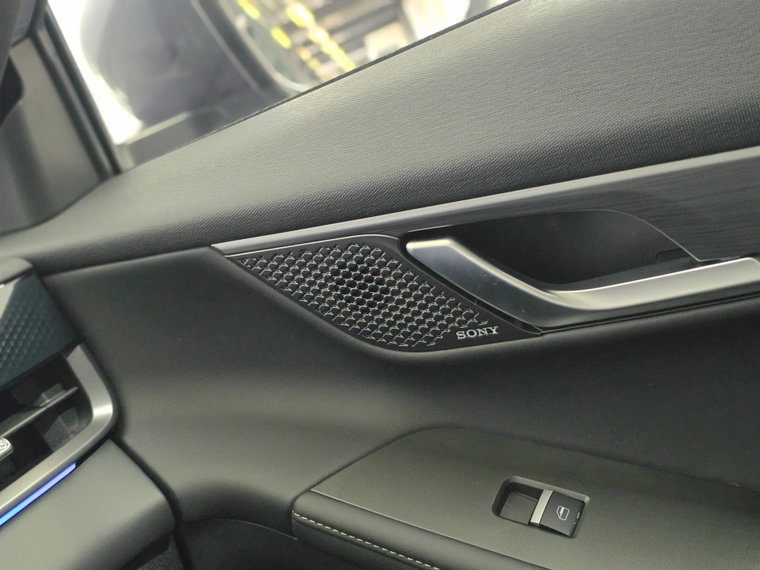 Vehicle Image 31