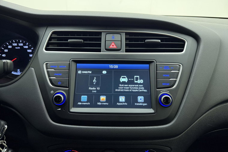Vehicle Image 22
