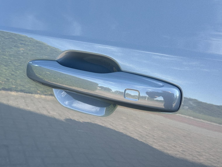 Vehicle Image 37