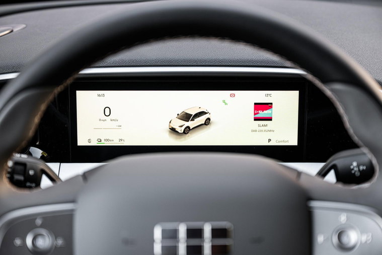 Vehicle Image 13