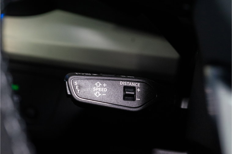 Vehicle Image 39