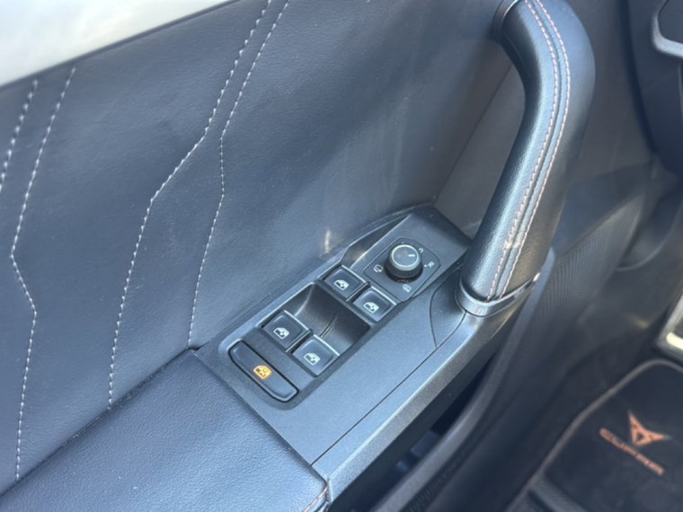 Vehicle Image 27