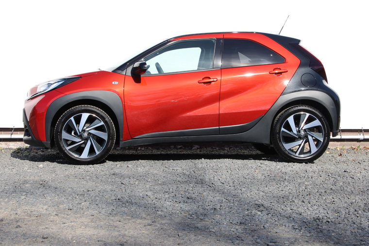Vehicle Image 15