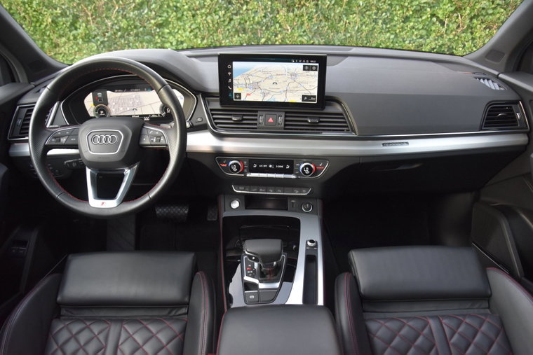 Vehicle Image 21