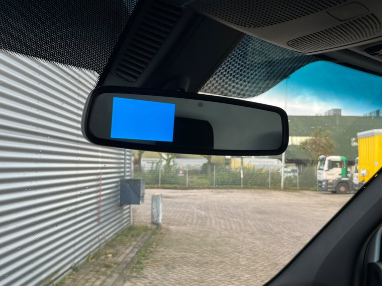 Vehicle Image 26