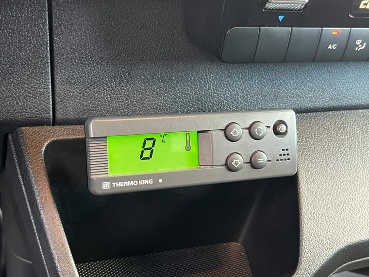 Vehicle Image 27